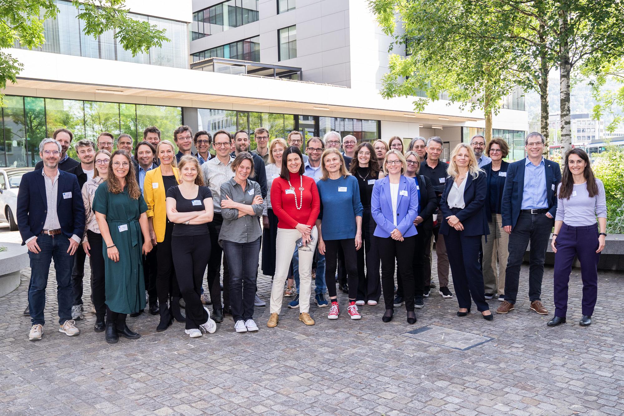 Gruppenbild der Forschenden aus Modul 3 «Digitale Wirtschaft und Arbeitsmarkt»